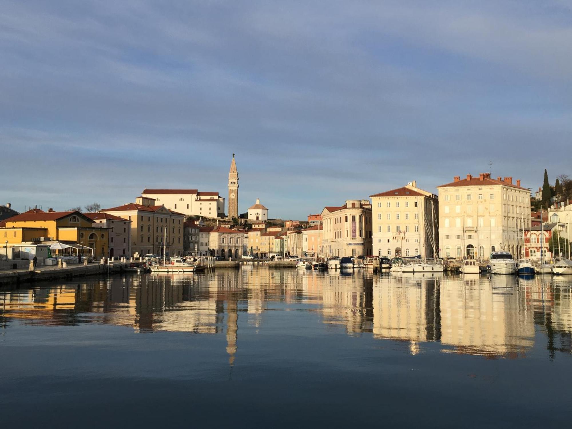 Seafront Apartment Ai Fari Piran Exterior photo